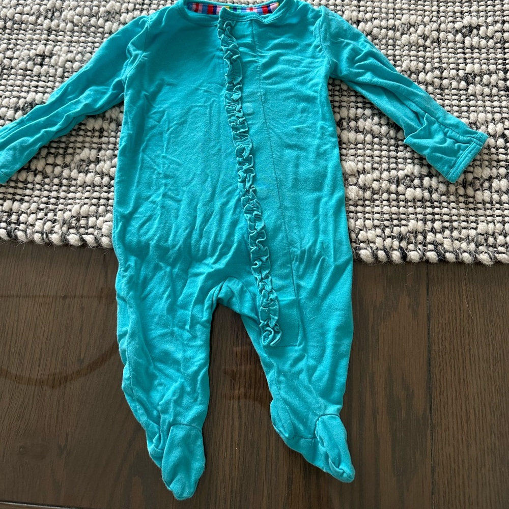 Magnetic Me Turquoise Footie